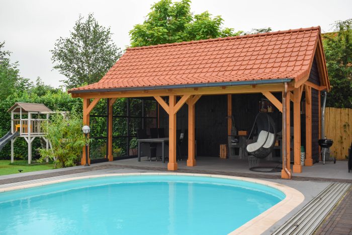 Zadeldak Milaan – Poolhouse